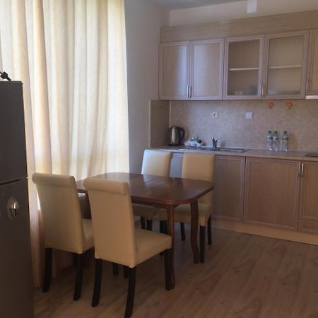 פרימורסקו Guest House Ask מראה חיצוני תמונה