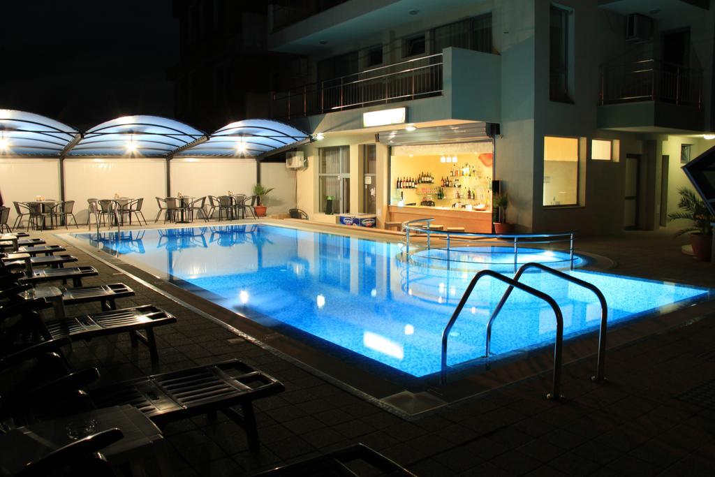 פרימורסקו Guest House Ask מראה חיצוני תמונה