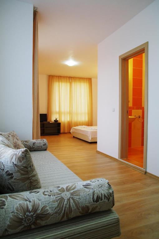פרימורסקו Guest House Ask מראה חיצוני תמונה